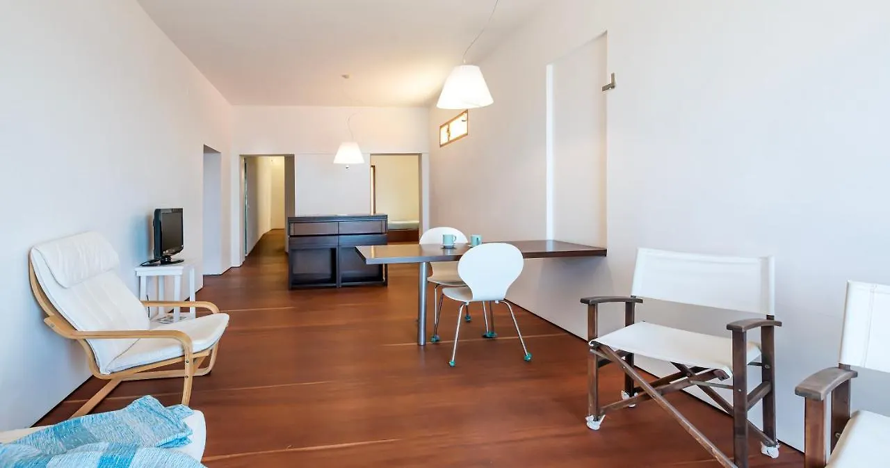 Welcomely - Cavour 47 Apartment Alghero Italy